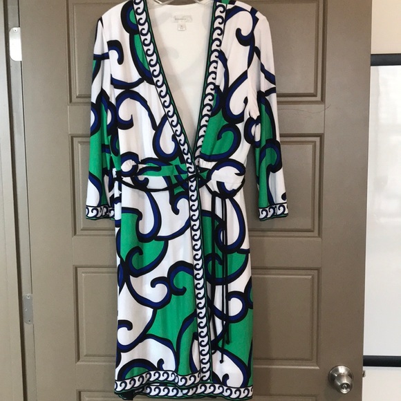 Dress Barn Dresses & Skirts - Dress Barn Dress 16